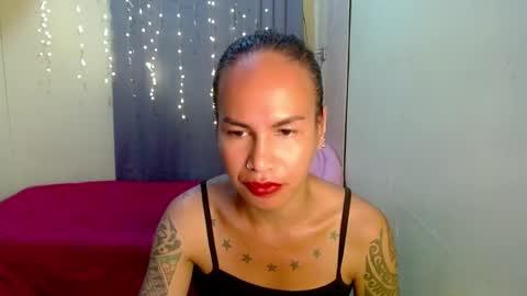 Snapshot of indaypakay_ts chatting on 12.02.24 Pakay online show from 12.02.24