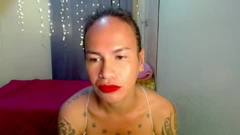 Snapshot of indaypakay_ts chatting on 12.12.24 Pakay online show from 12.12.24