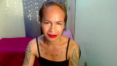 Snapshot of indaypakay_ts chatting on 12.30.24 Pakay online show from 12.30.24