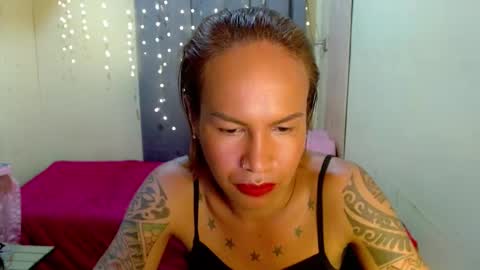 Snapshot of indaypakay_ts chatting on 01.06.25 Pakay online show from 01.06.25