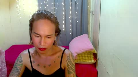 Snapshot of indaypakay_ts chatting on 01.07.25 Pakay online show from 01.07.25