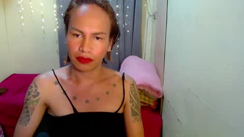 Snapshot of indaypakay_ts chatting on 01.14.25 Pakay online show from 01.14.25