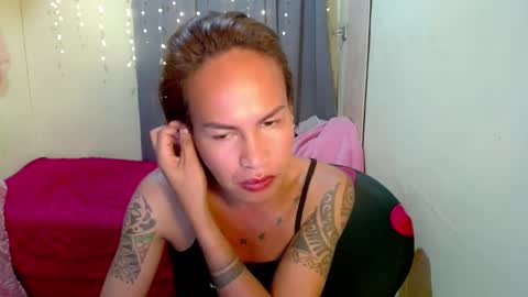 Snapshot of indaypakay_ts chatting on 01.21.25 Pakay online show from 01.21.25