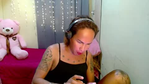 Snapshot of indaypakay_ts chatting on 02.07.25 Pakay online show from 02.07.25