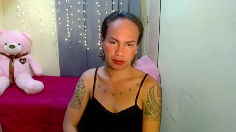 Snapshot of indaypakay_ts chatting on 02.07.25 Pakay online show from 02.07.25