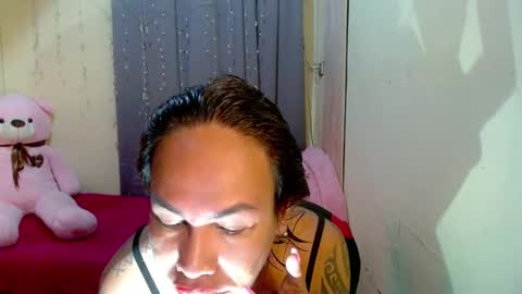 Snapshot of indaypakay_ts chatting on 03.03.25 Pakay online show from 03.03.25