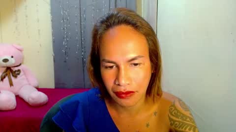 Snapshot of indaypakay_ts chatting on 03.11.25 Pakay online show from 03.11.25