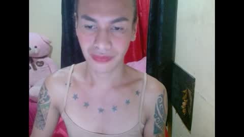 Snapshot of indaypakay_ts chatting on 11.29.25 Pakay online show from 11.29.25