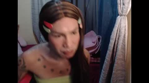 Snapshot of indaypakay_ts chatting on 02.17.26 Pakay online show from 02.17.26