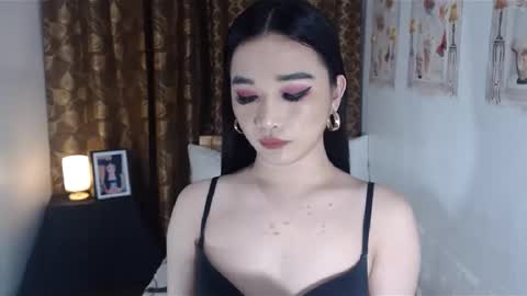 indestructabletrixie online show from 01.09.25