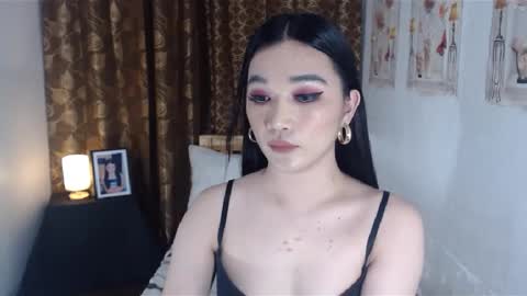 indestructabletrixie online show from 01.10.25