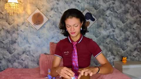 Snapshot of indi_rave chatting on 12.22.25 INDI online show from 12.22.25