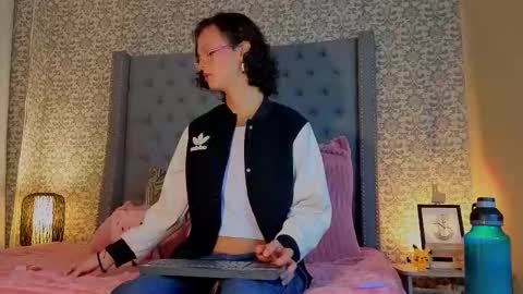 Snapshot of indi_rave chatting on 02.06.26 INDI online show from 02.06.26