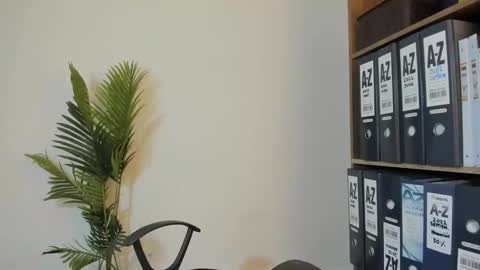 Snapshot of india_secretary chatting on 12.31.24 Lana online show from 12.31.24