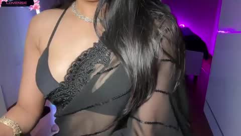 Ayesha online show from 04.19.26