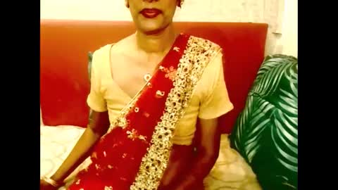 Snapshot of indian_preetixxx chatting on 09.21.25 indian_preetixxx online show from 09.21.25