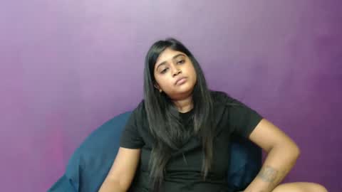 Snapshot of indian_rimmelx chatting on 02.28.25 Melz online show from 02.28.25