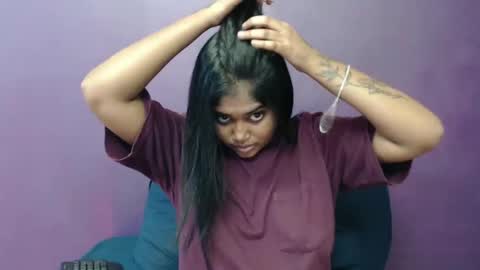 Snapshot of indian_rimmelx chatting on 03.01.25 Melz online show from 03.01.25