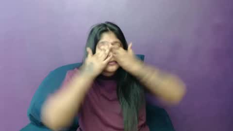 Snapshot of indian_rimmelx chatting on 03.11.25 Melz online show from 03.11.25