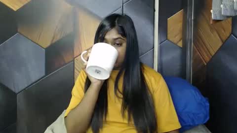 Snapshot of indian_rimmelx chatting on 09.11.25 Melz online show from 09.11.25