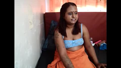 Snapshot of indian_sunshine chatting on 05.29.26 indian_sunshine online show from 05.29.26