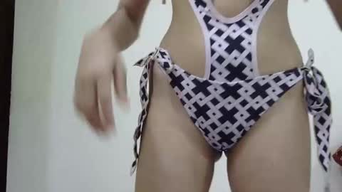 Yashi online show from 02.20.26