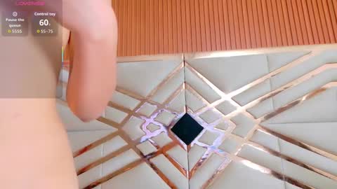 Snapshot of indianbeautiful chatting on 10.22.25 indianbeautiful online show from 10.22.25