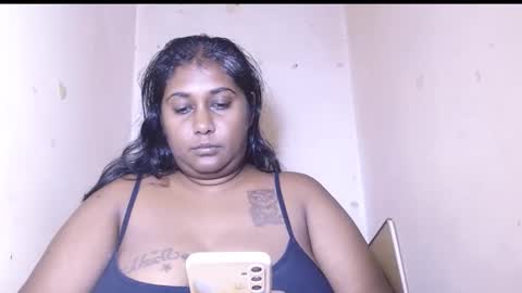 Snapshot of indiancoco chatting on 02.06.26 candice online show from 02.06.26