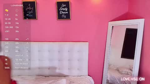 LITTLE AINHOA  online show from 12.05.24