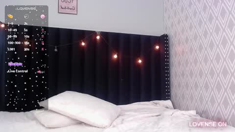 LITTLE AINHOA  online show from 12.10.24