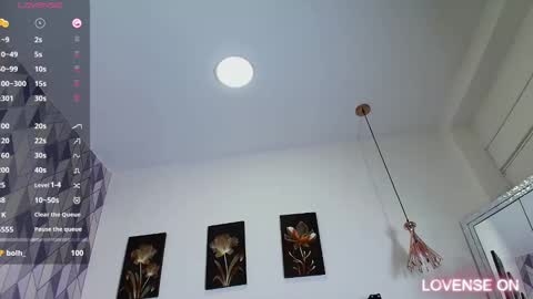 LITTLE AINHOA  online show from 12.31.24