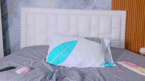 LITTLE AINHOA  online show from 10.07.25