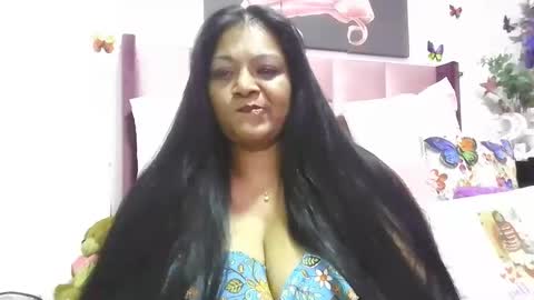 Snapshot of indiandelia chatting on 02.04.25 indiandelia online show from 02.04.25