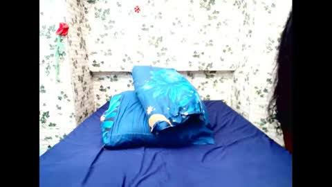 Snapshot of indiandelia chatting on 02.20.25 indiandelia online show from 02.20.25