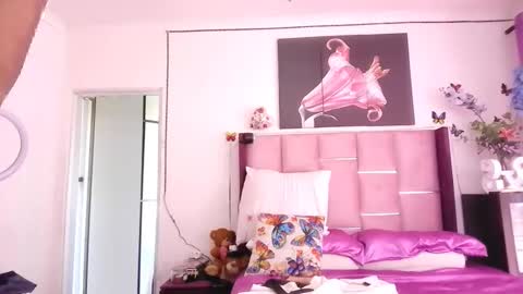 Snapshot of indiandelia chatting on 03.09.25 indiandelia online show from 03.09.25