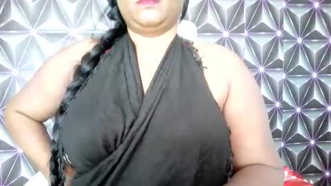 Snapshot of indiandelia chatting on 10.07.25 indiandelia online show from 10.07.25