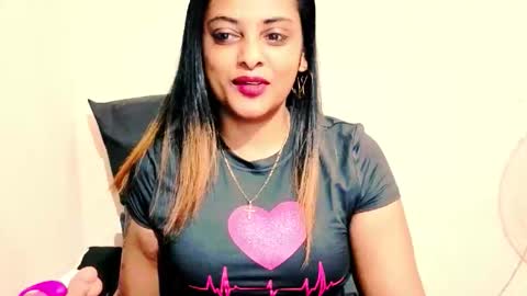 Snapshot of indianplaymate chatting on 04.17.26 indianplaymate online show from 04.17.26