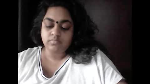 Snapshot of indianpooja1027 chatting on 10.16.25 indianpooja1027 online show from 10.16.25