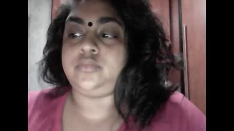 Snapshot of indianpooja1027 chatting on 12.15.25 indianpooja1027 online show from 12.15.25