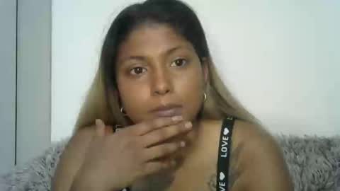 Snapshot of indianqtpie6 chatting on 12.15.25 indianqtpie6 online show from 12.15.25