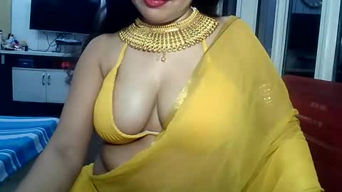 Snapshot of indianrads9 chatting on 12.04.25 Radha online show from 12.04.25