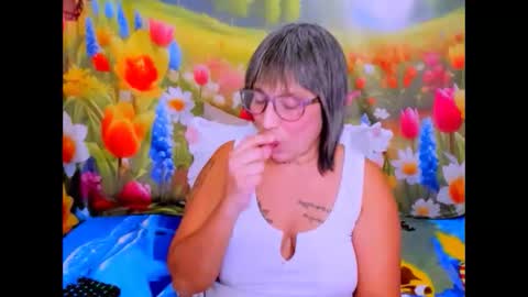 indianroxy27 online show from 04.25.26