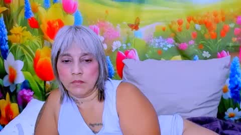 indianroxy27 online show from 06.14.26