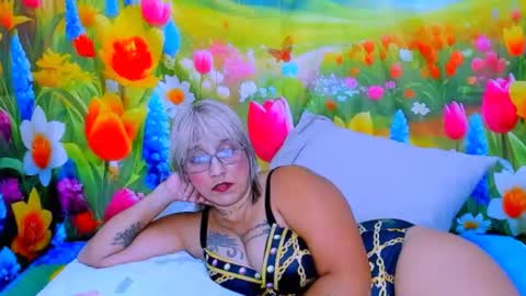 indianroxy27 online show from 06.16.26