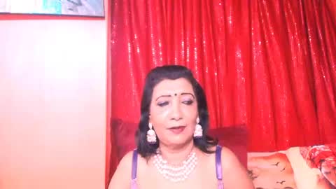 Snapshot of indiansarika65 chatting on 06.17.26 indiansarika65 online show from 06.17.26