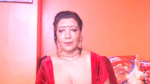 Snapshot of indiansarika65 chatting on 07.27.26 indiansarika65 online show from 07.27.26