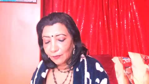 Snapshot of indiansarika65 chatting on 08.03.26 indiansarika65 online show from 08.03.26
