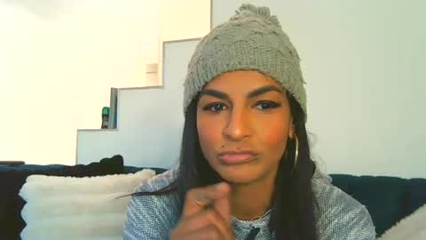 Snapshot of indiansavage1 chatting on 06.14.26 rani online show from 06.14.26