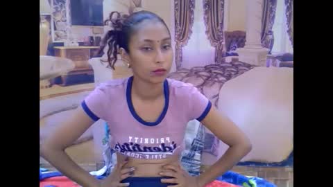 indiansexybutt4u2luv online show from 02.19.26