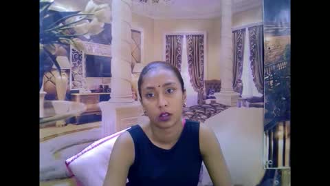 indiansexybutt4u2luv online show from 03.03.26